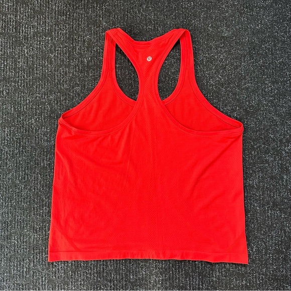 Lululemon Swiftly Tech Racerback Tank Top 2.0 Race Length Vibrant Red Size 14 - Picture 4 of 7